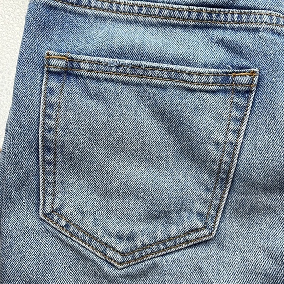 Cello Cutoff Shorts Distressed Frayed Hem Size S - Picture 12 of 16